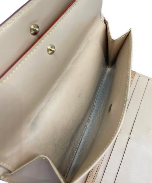 LOUIS VUITTON（ルイ ヴィトン）LOUIS VUITTON (ルイ ヴィトン) 長財布 ポルトトレゾール・インターナショナル ホワイトの古着・服飾アイテム