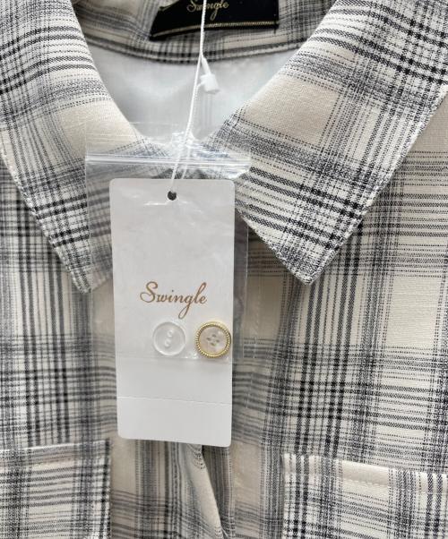 Swingle（スウィングル）Swingle (スウィングル) ノースリーブ・キャミソールワンピース ベージュ サイズ:Free 未使用品の古着・服飾アイテム