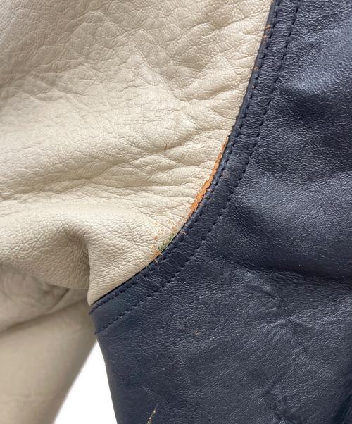 AVIREX（アヴィレックス）AVIREX (アヴィレックス) スタジャン ブラック サイズ:Mの古着・服飾アイテム