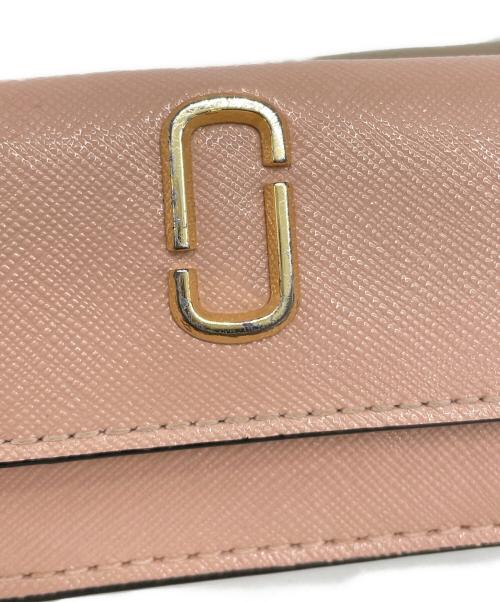 MARC JACOBS（マークジェイコブス）MARC JACOBS (マークジェイコブス) 3つ折り財布 ピンクベージュの古着・服飾アイテム