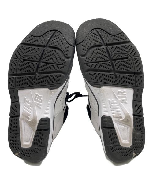 NIKE（ナイキ）NIKE (ナイキ) スニーカー ホワイト×ブラック サイズ:26.5cmの古着・服飾アイテム