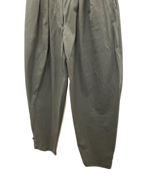 H BEAUTY&YOUTH（エイチ ビューティー&ユース）H BEAUTY&YOUTH (エイチ ビューティー&ユース) ツインタックパンツ グリーン サイズ:Sの古着・服飾アイテム