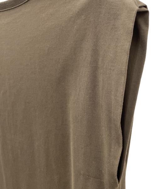 COGTHEBIGSMOKE（コグザビッグスモーク）COGTHEBIGSMOKE (コグザビッグスモーク) ノースリーブ・キャミソールワンピース オリーブ サイズ:不明の古着・服飾アイテム