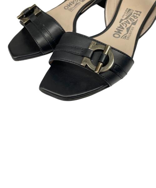 Salvatore Ferragamo（サルヴァトーレ フェラガモ）Salvatore Ferragamo (サルヴァトーレ フェラガモ) サンダル ブラック サイズ:5の古着・服飾アイテム