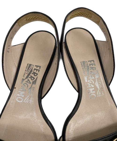 Salvatore Ferragamo（サルヴァトーレ フェラガモ）Salvatore Ferragamo (サルヴァトーレ フェラガモ) サンダル ブラック サイズ:5の古着・服飾アイテム