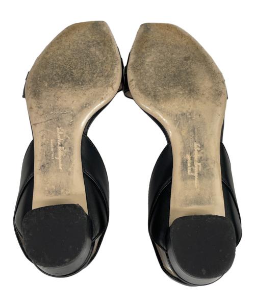 Salvatore Ferragamo（サルヴァトーレ フェラガモ）Salvatore Ferragamo (サルヴァトーレ フェラガモ) サンダル ブラック サイズ:5の古着・服飾アイテム