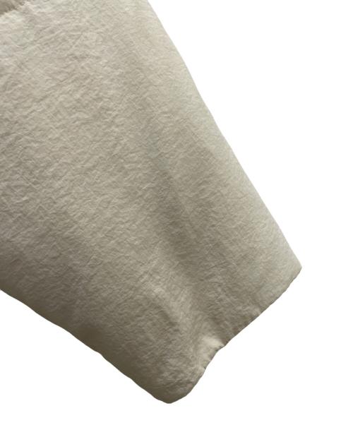 AYA KANEKO（アヤカネコ）AYA KANEKO (カネコ アヤ) emmi (エミ) ダウンジャケット ベージュの古着・服飾アイテム