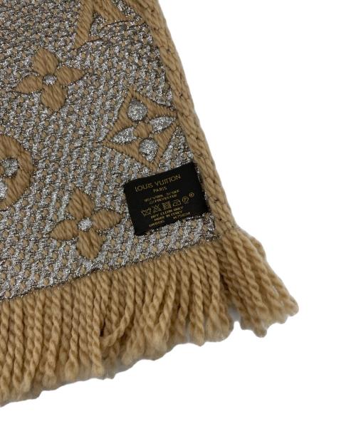 LOUIS VUITTON（ルイ ヴィトン）LOUIS VUITTON (ルイ ヴィトン) エシャルプ・ロゴマニア シャイン マフラー ベージュの古着・服飾アイテム