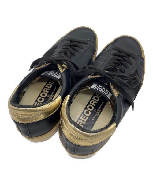 GOLDEN GOOSE（ゴールデングース）GOLDEN GOOSE (ゴールデングース) ヴィンテージ加工スニーカー ブラック×ゴールド サイズ:39の古着・服飾アイテム