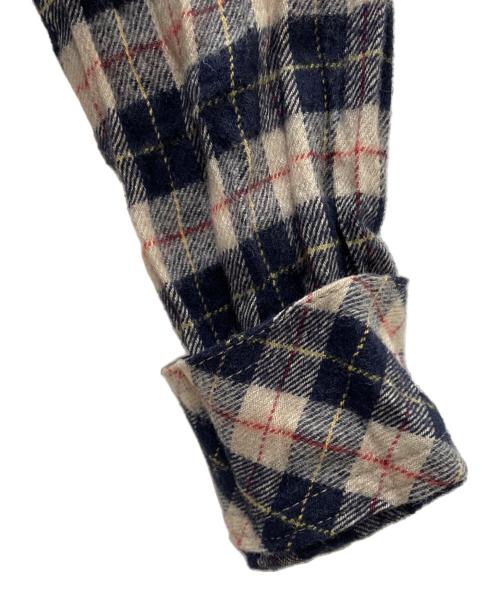 BURBERRY BLUE LABEL（バーバリーロンドンブルーレーベル）BURBERRY BLUE LABEL (バーバリーロンドンブルーレーベル) ジップパーカー ネイビー×ベージュ サイズ:38の古着・服飾アイテム