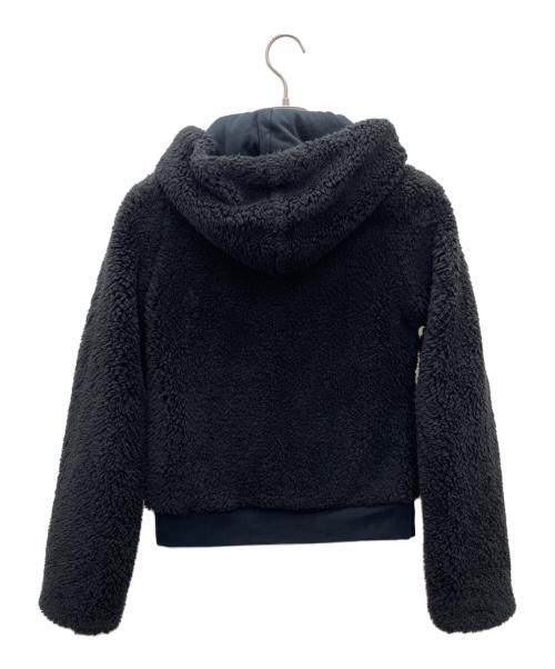 BURBERRY BLUE LABEL（バーバリーロンドンブルーレーベル）BURBERRY BLUE LABEL (バーバリーロンドンブルーレーベル) リバーシブルパーカー ネイビー サイズ:38の古着・服飾アイテム