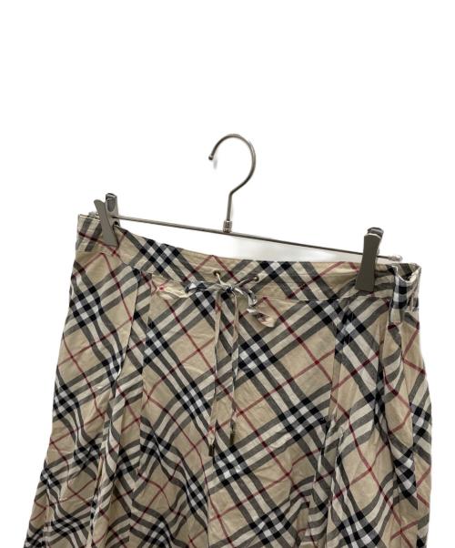 BURBERRY LONDON（バーバリーロンドン）BURBERRY LONDON (バーバリーロンドン) プリーツスカート ベージュ サイズ:46の古着・服飾アイテム