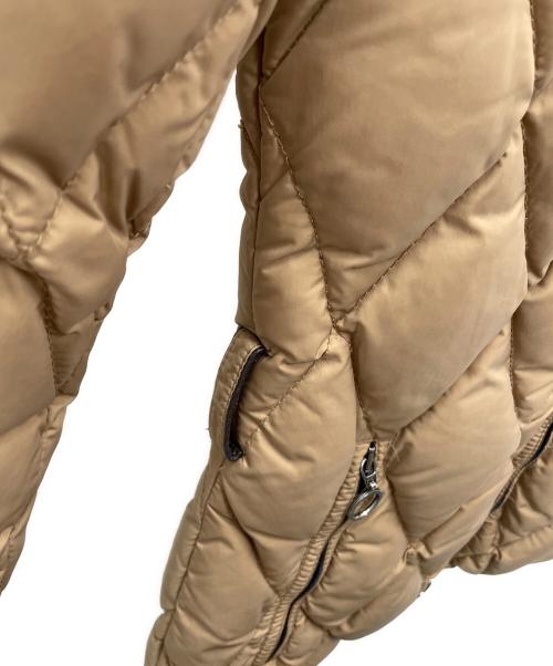 MONCLER（モンクレール）MONCLER (モンクレール) キルティングダウンコート ベージュ サイズ:00の古着・服飾アイテム