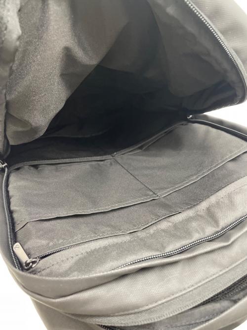 Incase（インケース）Incase (インケース) リュック グレーの古着・服飾アイテム
