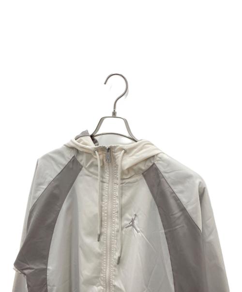 NIKE（ナイキ）NIKE (ナイキ) ウインドブレーカー グレー サイズ:XLの古着・服飾アイテム