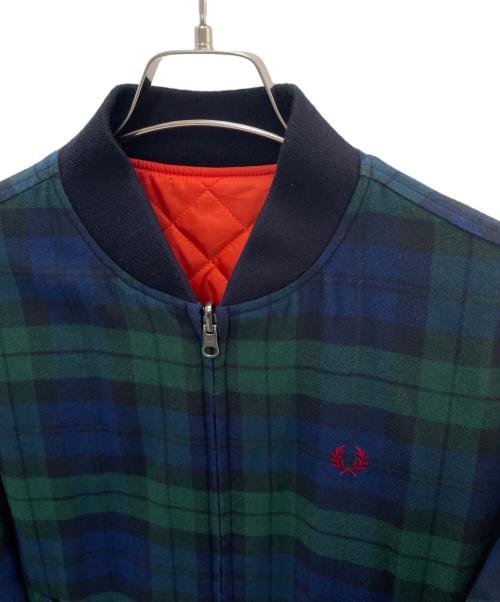 FRED PERRY（フレッドペリー）FRED PERRY (フレッドペリー) リバーシブルブルゾン グリーン サイズ:Mの古着・服飾アイテム