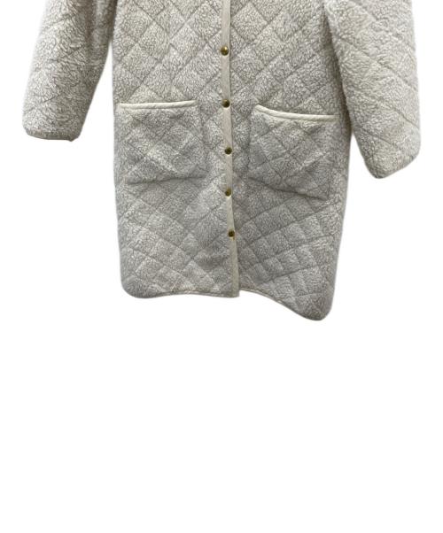 Traditional Weatherwear（トラディショナルウェザーウェア）Traditional Weatherwear (トラディショナルウェザーウェア) キルティングボアコート アイボリー×ブラウン サイズ:不明の古着・服飾アイテム
