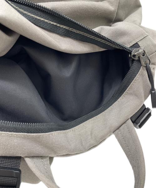 Karrimor（カリマー）Karrimor (カリマー) リュック ベージュ×ブラックの古着・服飾アイテム
