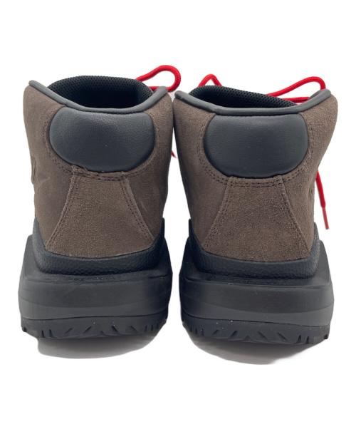 NIKE（ナイキ）NIKE (ナイキ) スニーカー ブラウン サイズ:27cmの古着・服飾アイテム