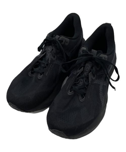 asics（アシックス）asics (アシックス) スニーカー ブラック サイズ:28の古着・服飾アイテム