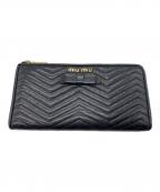 MIU MIUミュウミュウ）の古着「L字ファスナー長財布」｜ブラック