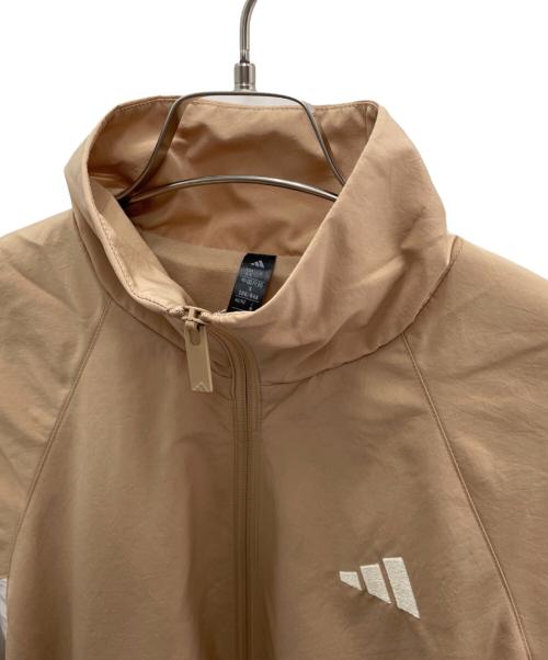 adidas（アディダス）adidas (アディダス) ワーディング ルーズフィット ウーブンジャケット ベージュ サイズ:Mの古着・服飾アイテム
