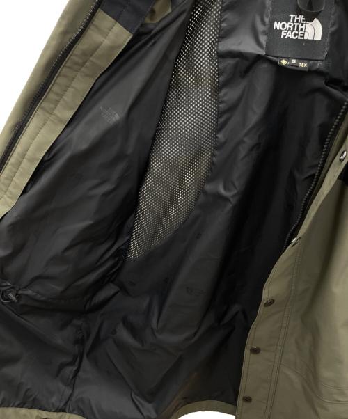 THE NORTH FACE（ザ ノース フェイス）THE NORTH FACE (ザ ノース フェイス) マウンテンライトジャケット カーキ×ブラック サイズ:Sの古着・服飾アイテム