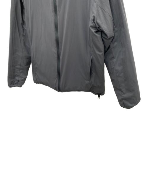 THE NORTH FACE（ザ ノース フェイス）THE NORTH FACE (ザ ノース フェイス) リバーシブルエニータイムインサレーテッドフーディ ブラック×グレー サイズ:Lの古着・服飾アイテム