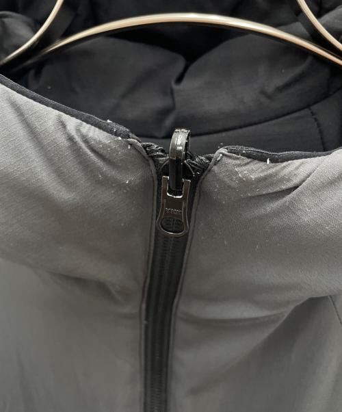 THE NORTH FACE（ザ ノース フェイス）THE NORTH FACE (ザ ノース フェイス) リバーシブルエニータイムインサレーテッドフーディ ブラック×グレー サイズ:Lの古着・服飾アイテム