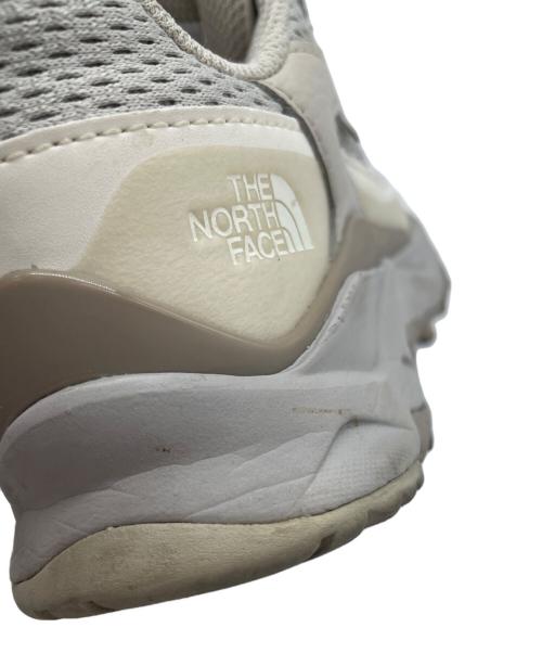 THE NORTH FACE（ザ ノース フェイス）THE NORTH FACE (ザ ノース フェイス) スニーカー ベージュ サイズ:23.5の古着・服飾アイテム