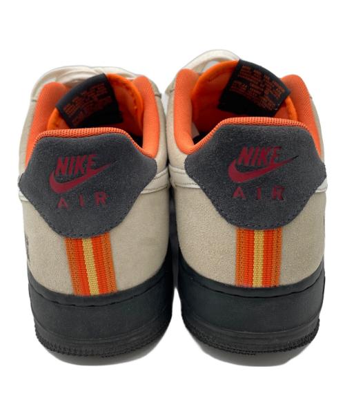 NIKE（ナイキ）NIKE (ナイキ) ローカットスニーカー ブラウン×オレンジ サイズ:26.5の古着・服飾アイテム