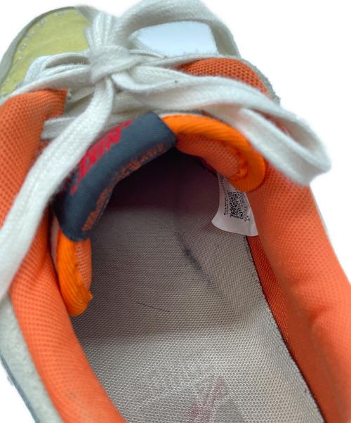 NIKE（ナイキ）NIKE (ナイキ) ローカットスニーカー ブラウン×オレンジ サイズ:26.5の古着・服飾アイテム