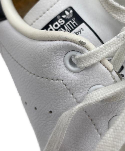 adidas（アディダス）adidas (アディダス) スニーカー ホワイト×ブラック サイズ:28の古着・服飾アイテム