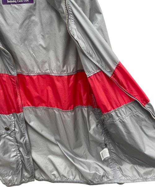 THE NORTHFACE PURPLELABEL（ザ・ノースフェイス パープルレーベル）THE NORTHFACE PURPLELABEL (ザ・ノースフェイス パープルレーベル) MOUNTAIN WIND PARKA グレー×レッド サイズ:Mの古着・服飾アイテム