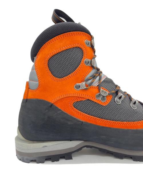 mont-bell（モンベル）mont-bell (モンベル) トレッキングブーツ オレンジ×ブラック サイズ:26の古着・服飾アイテム