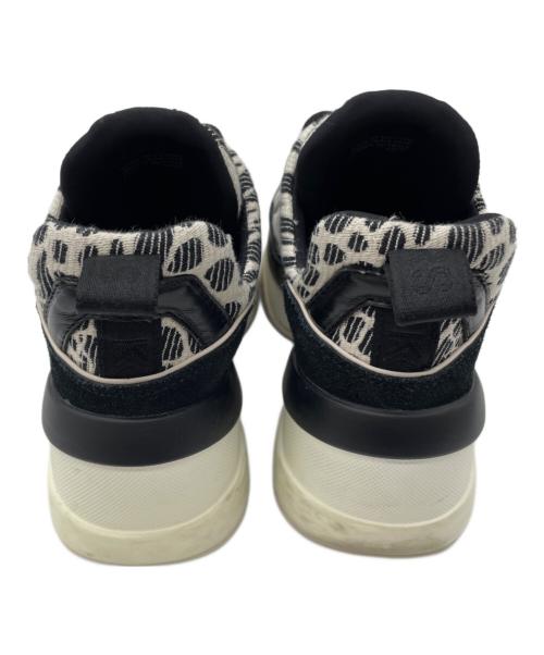 MICHAEL KORS（マイケル・コース）MICHAEL KORS (マイケル・コース) スニーカー ホワイト×ブラック サイズ:6Mの古着・服飾アイテム