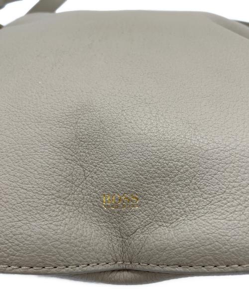 HUGO BOSS（ヒューゴ ボス）HUGO BOSS (ヒューゴ ボス) ショルダーバッグ ベージュの古着・服飾アイテム