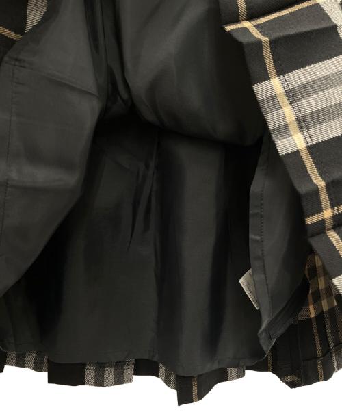 BURBERRY BLUE LABEL（バーバリー ブルー レーベル）BURBERRY BLUE LABEL (バーバリー ブルー レーベル) ノバチェックプリーツスカート ブラック サイズ:36の古着・服飾アイテム