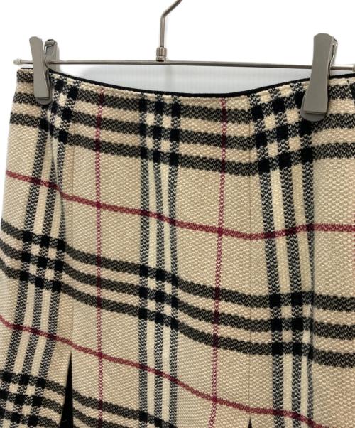 BURBERRY LONDON（バーバリーロンドン）BURBERRY LONDON (バーバリーロンドン) スカート ベージュ サイズ:36の古着・服飾アイテム