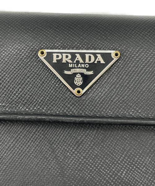 PRADA（プラダ）PRADA (プラダ) 2つ折り財布 ブラックの古着・服飾アイテム