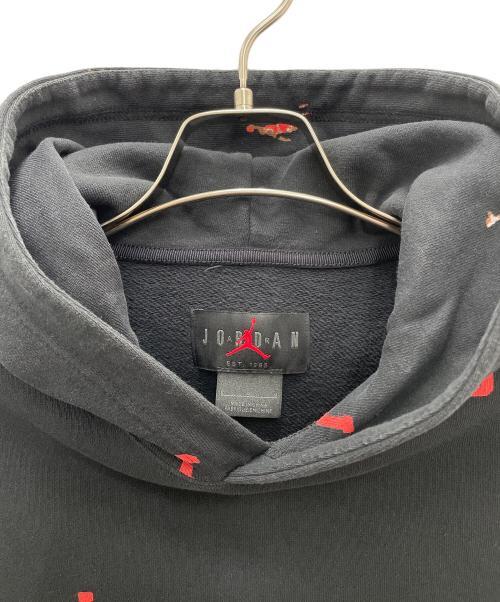 NIKE（ナイキ）NIKE (ナイキ) プルオーバーパーカー ブラック×レッド サイズ:Lの古着・服飾アイテム