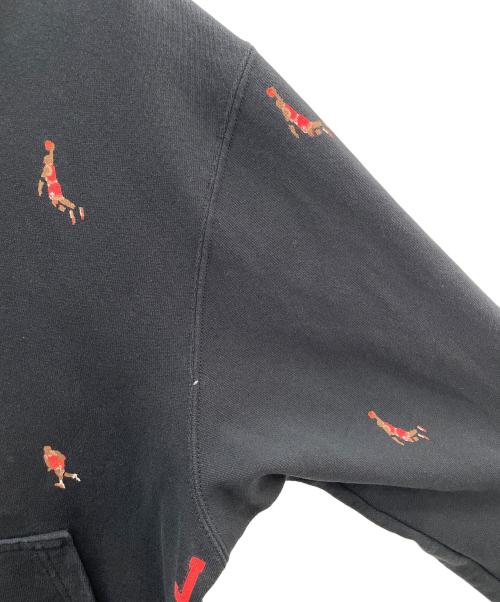 NIKE（ナイキ）NIKE (ナイキ) プルオーバーパーカー ブラック×レッド サイズ:Lの古着・服飾アイテム