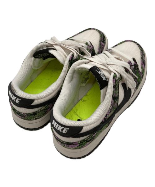 NIKE（ナイキ）NIKE (ナイキ) ローカットスニーカー アイボリー×グリーン サイズ:27の古着・服飾アイテム