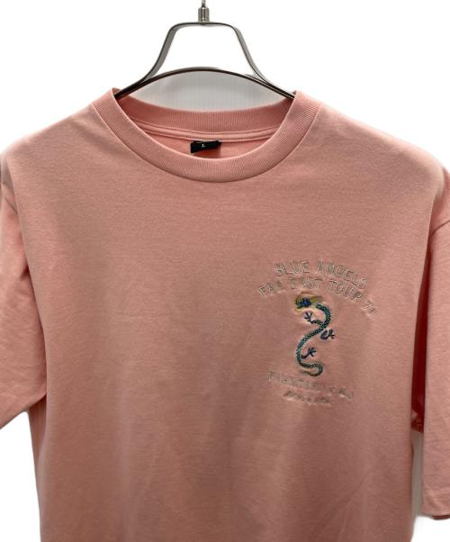 AVIREX（アヴィレックス）AVIREX (アヴィレックス) スカ エンブロイダリー 半袖Tシャツ ピンク サイズ:Lの古着・服飾アイテム