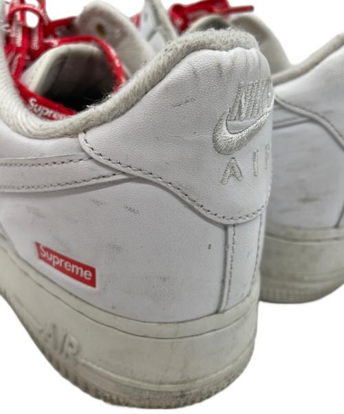 NIKE（ナイキ）NIKE (ナイキ) SUPREME (シュプリーム) スニーカー ホワイト サイズ:27の古着・服飾アイテム