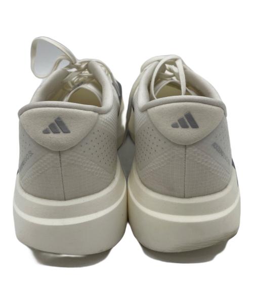 adidas（アディダス）adidas (アディダス) スニーカー ホワイト×グレー サイズ:28の古着・服飾アイテム