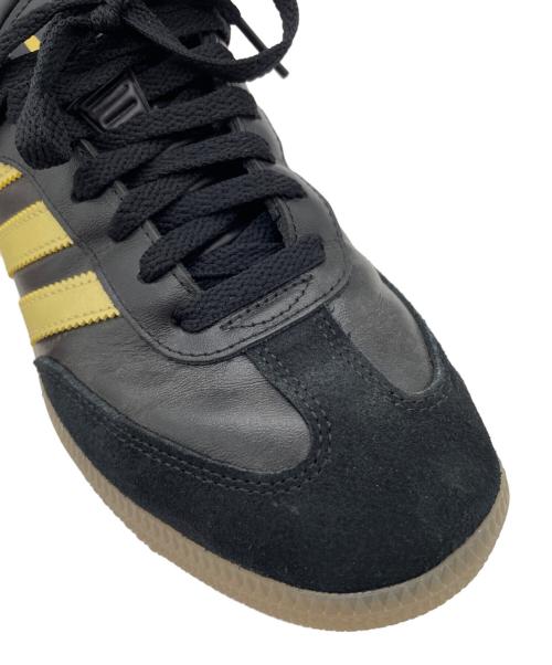 adidas（アディダス）adidas (アディダス) スニーカー ブラック×ゴールド サイズ:25.5の古着・服飾アイテム