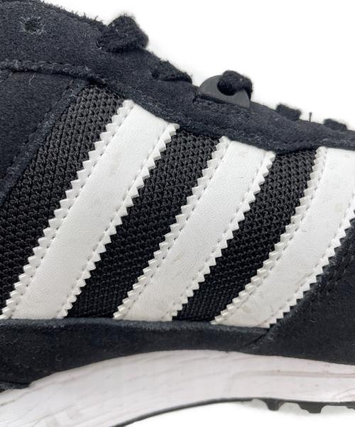 adidas（アディダス）adidas (アディダス) スニーカー ブラック サイズ:28.5cmの古着・服飾アイテム