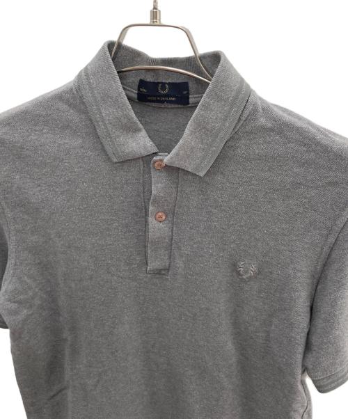 FRED PERRY（フレッドペリー）FRED PERRY (フレッドペリー) ポロシャツ グレー サイズ:38の古着・服飾アイテム