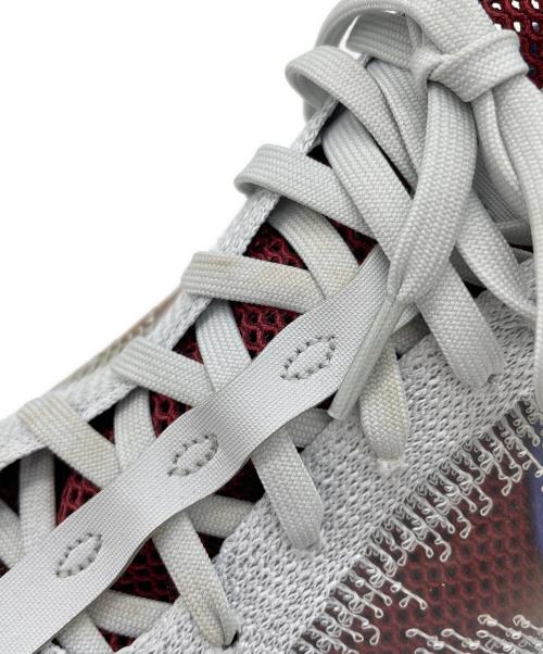 NIKE（ナイキ）NIKE (ナイキ) スニーカー ホワイト×レッド サイズ:27.5cmの古着・服飾アイテム
